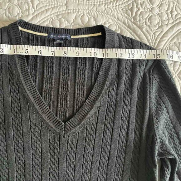 Women's Cotton Black V-Neck Ivy Sweater Made of Cable Knit size L - Picture 7 of 9